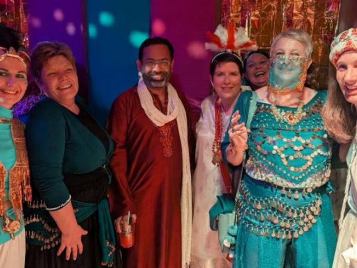 2026-02-18_12-24-33-foto_weiberfasching